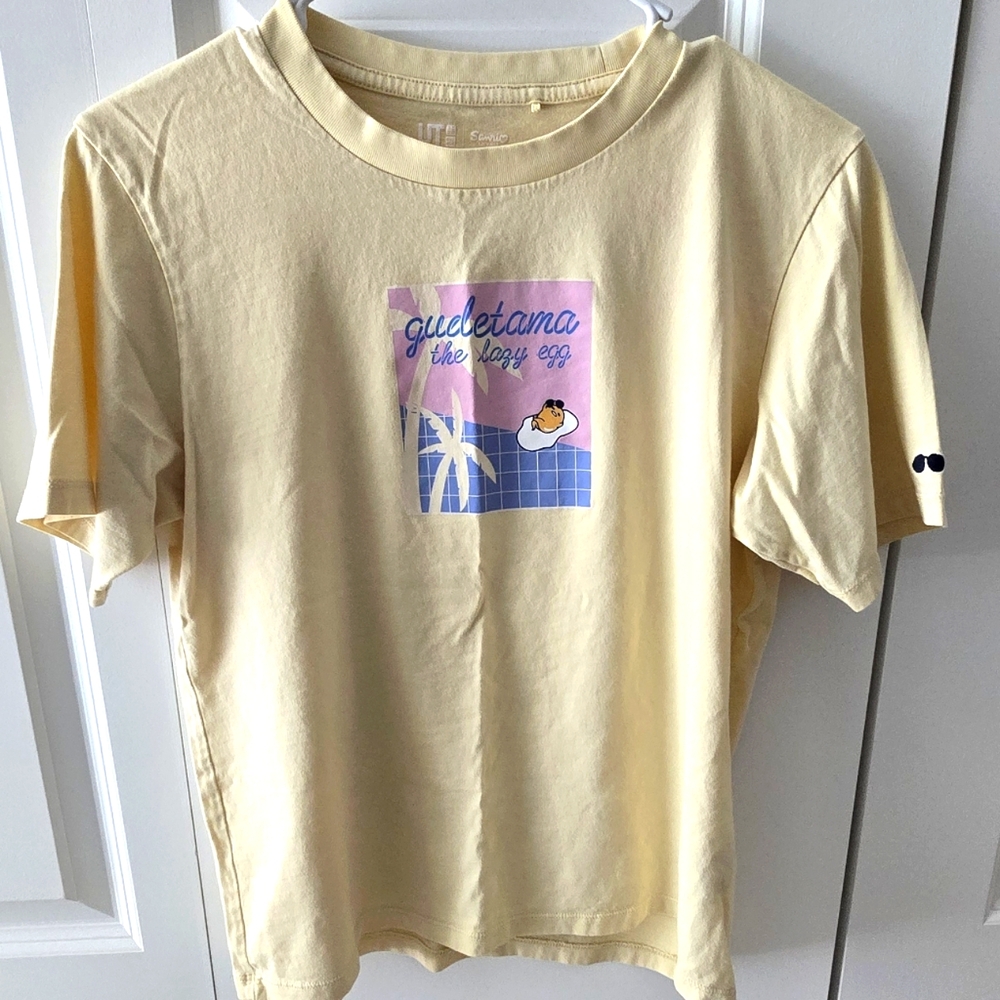 Gudetama Uniqlo Top